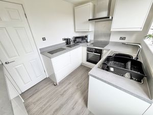 Pound Road Little Sutton